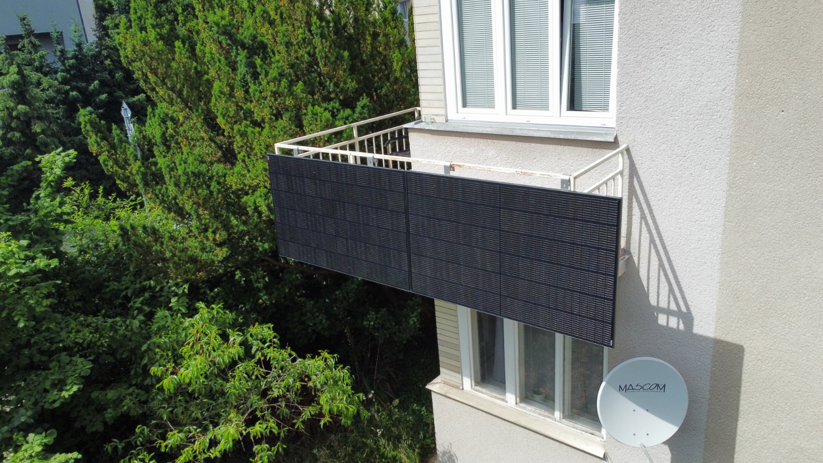 Balkonkraftwerk 1800W mit Speicher – Anker SOLIX 3 Pro